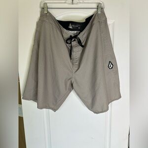 Volcom Men's Taupe and Black Striped Boardshorts